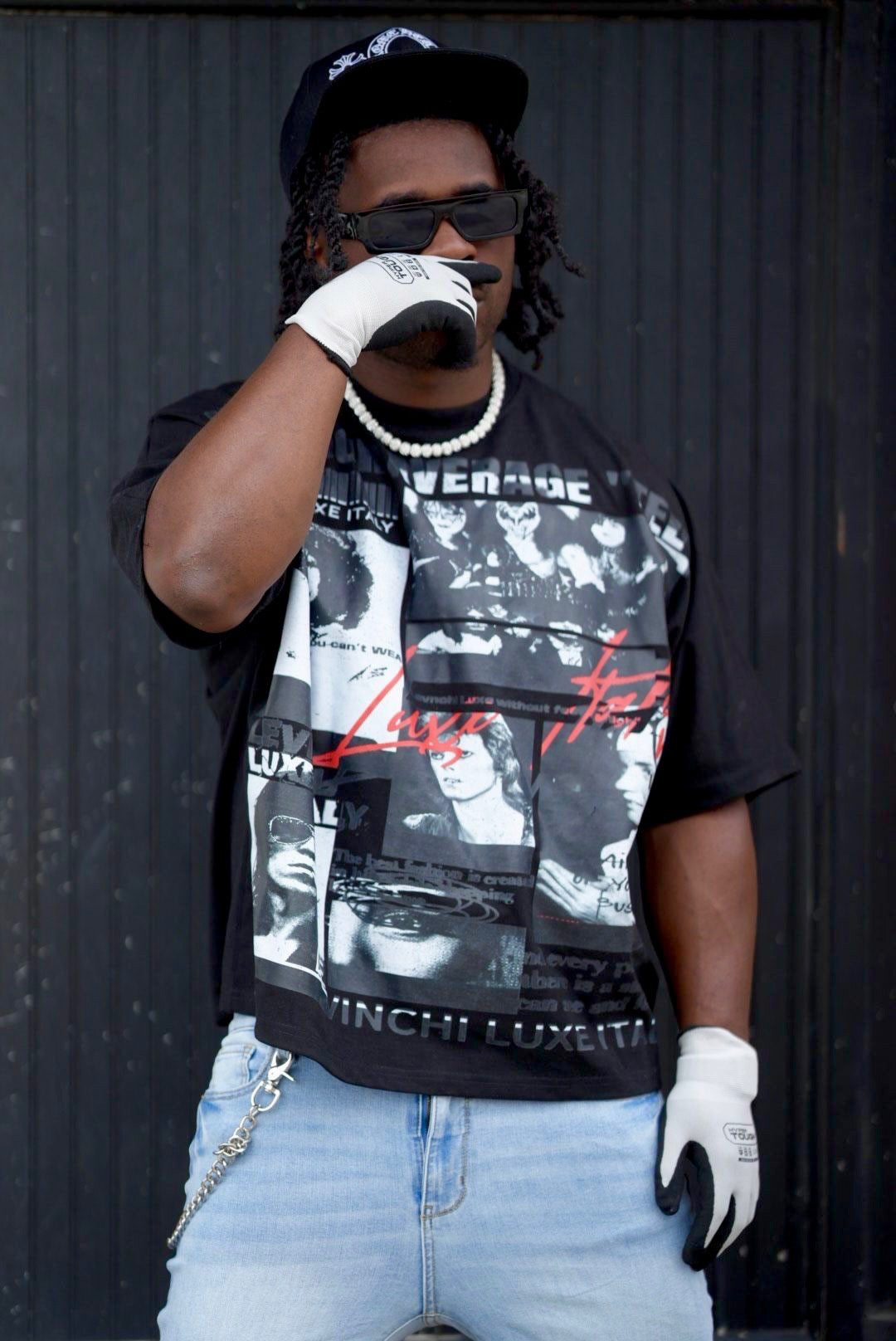 BLACK “NOT YOUR AVERAGE” TEE